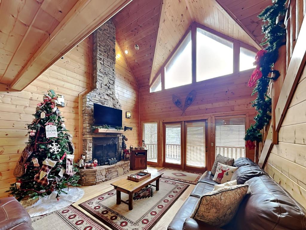 Changes in Latitude, Gatlinburg