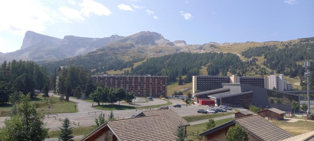 Appartement BELLE VUE sur LES PISTES de SUPERDEVOLUY - 1