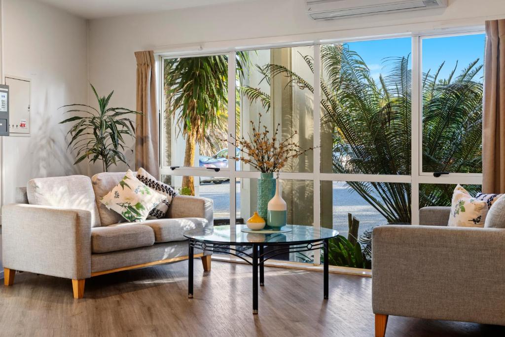 Lobby, Taipa Beach Resort in Mangonui