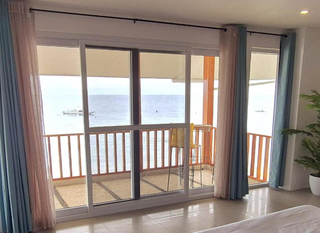 Cebu Quo Vadis Dive Resort property