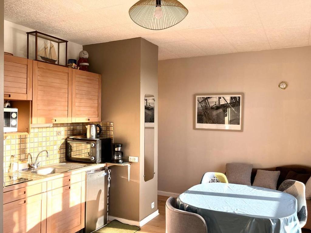 Studio cosy pour 2 pers. avec parking à Perros-Guirec, près de la plage St Guirec - FR-1-368-436 - 3