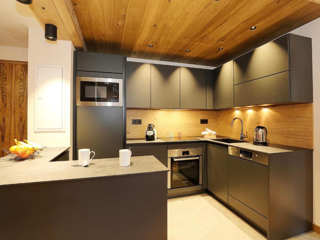Appartement raffiné 3 chambres à Courchevel 1850 avec skis aux pieds et WIFI - 2