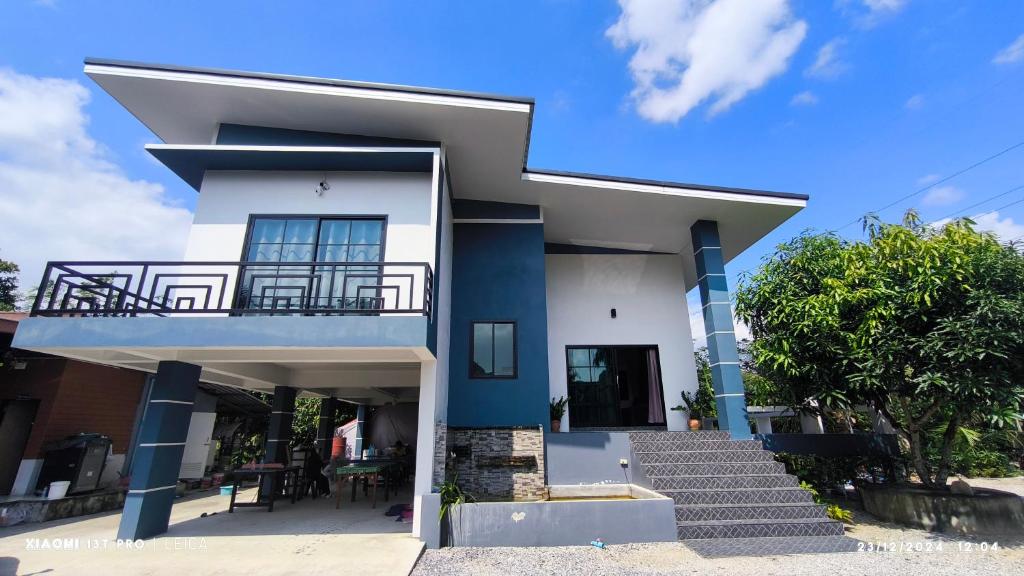 Rai Eingpu, Ban Ta Khun