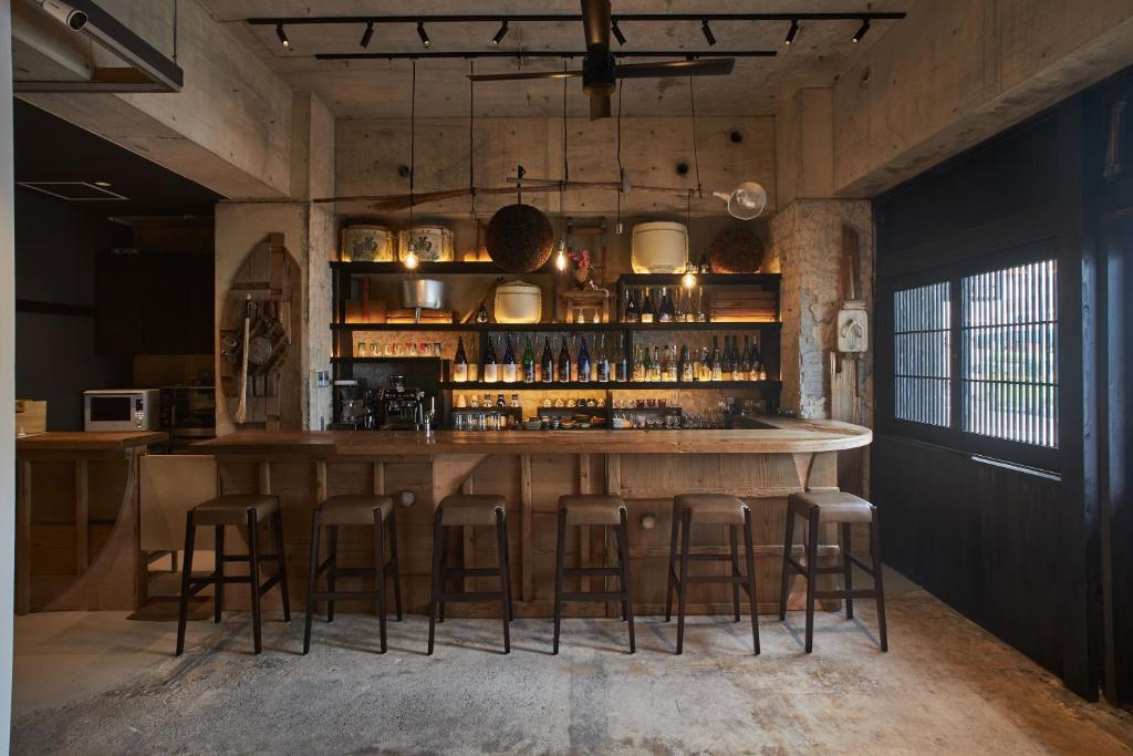 طعام و مشروبات