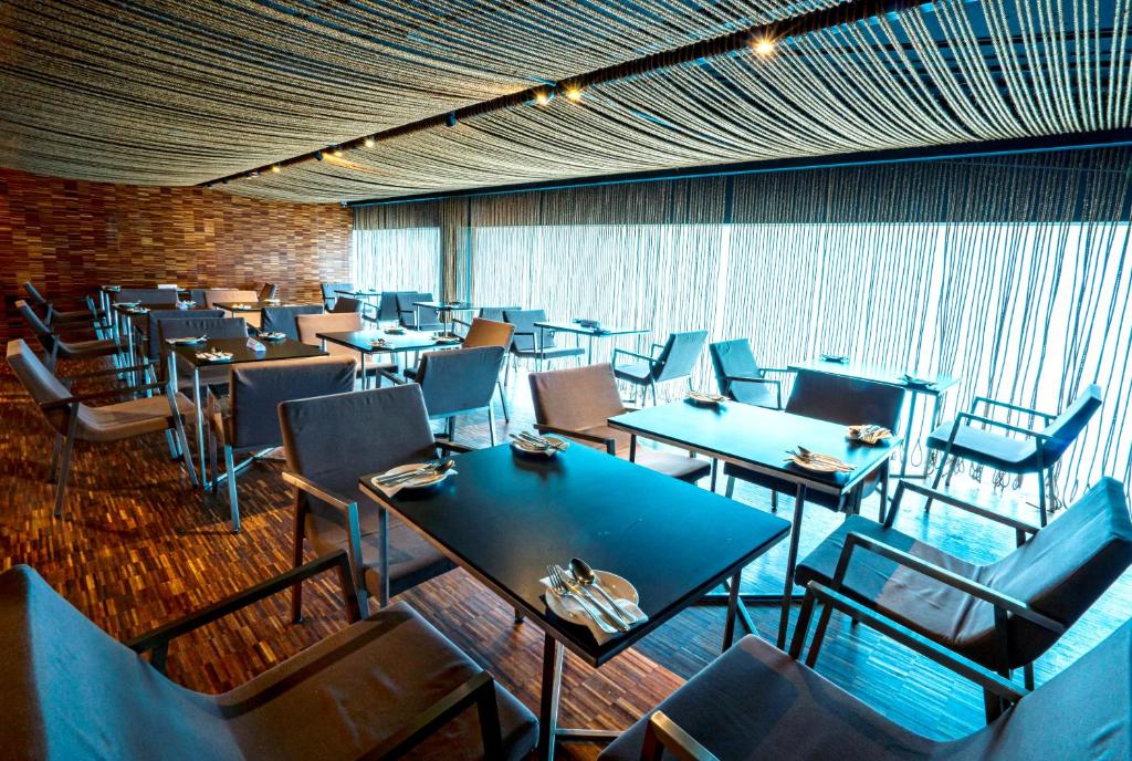 อาหารและเครื่องดื่ม