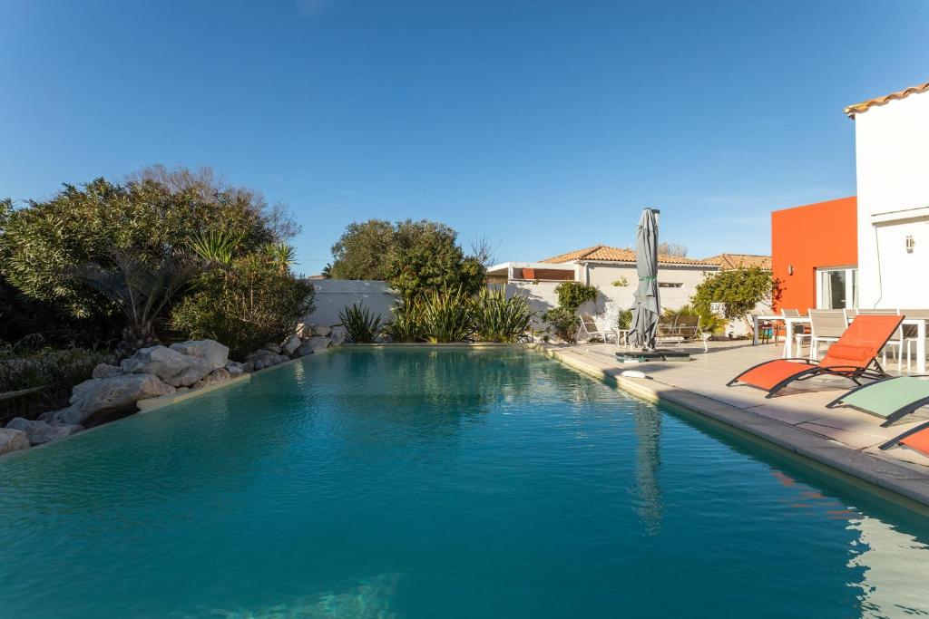 Le Trésor de Rochelongue Villa de Lujo Espaciosa con Piscina Infinita - 5