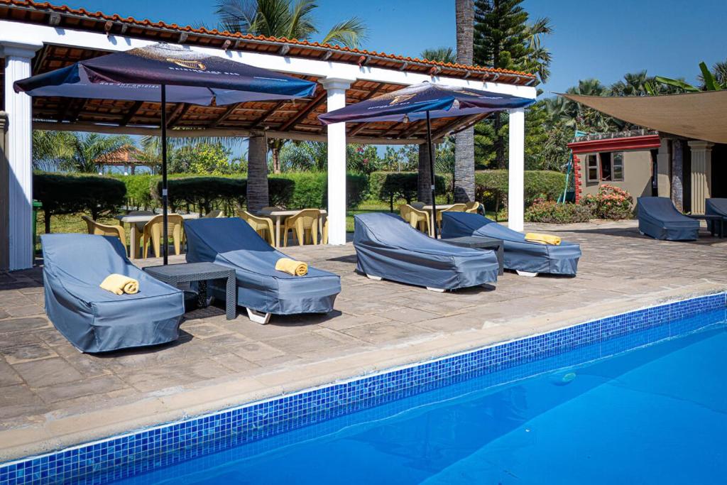 Swimming pool, Ocean Villa Heights in Brufut