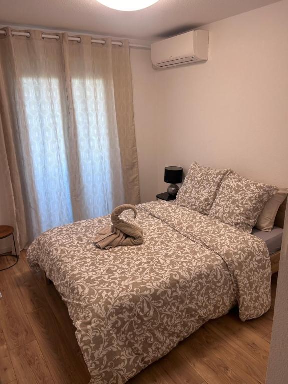 Olympie, airport, train and tram station Fully equipped for 3 peoples - 4