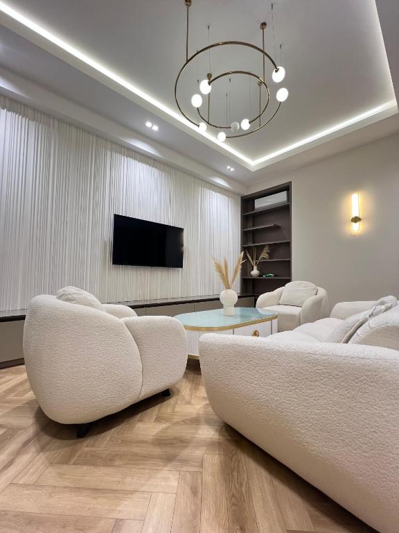 Kazakhstan Residense 178 by Royal Rentals, Salor Bekati