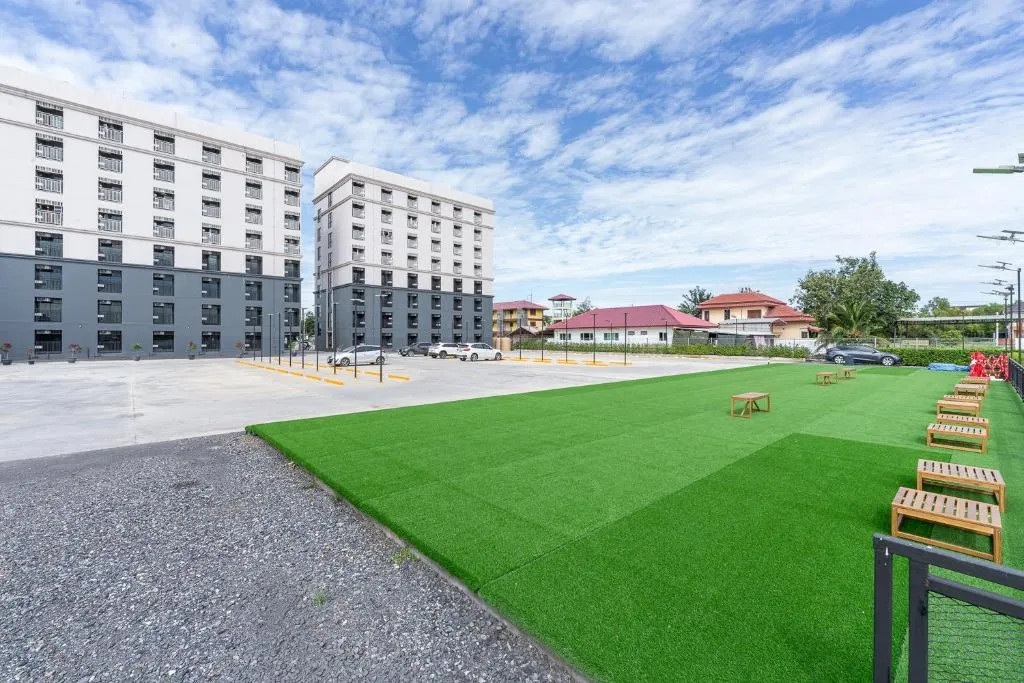 44 Residence and Resort，位于Khlong Luang的酒店