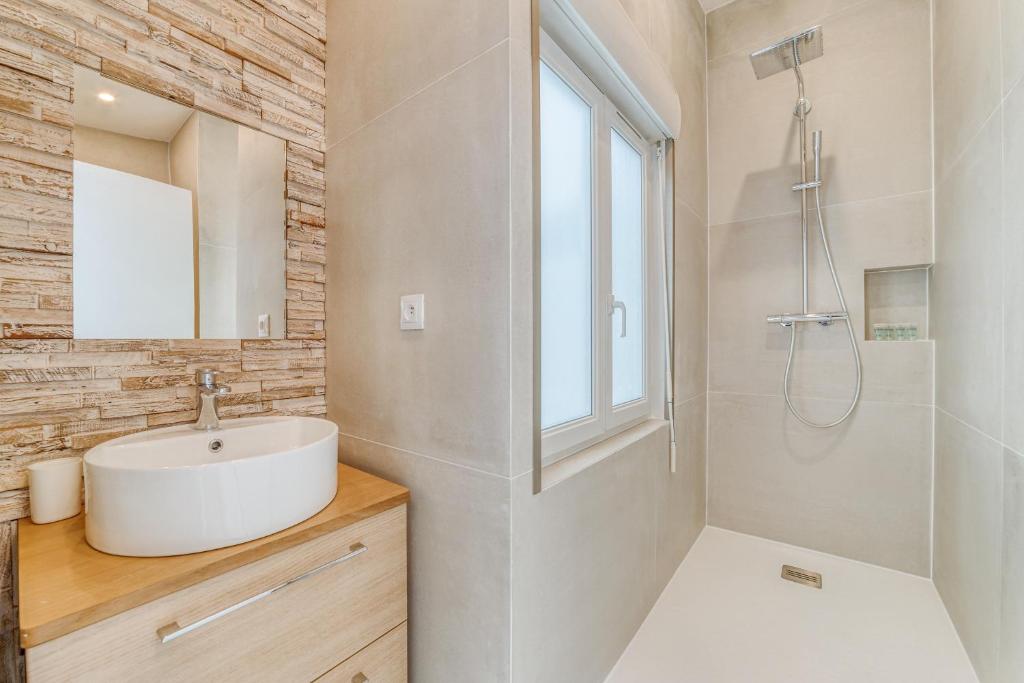 Charming little house in th heart of Batignolles - 5