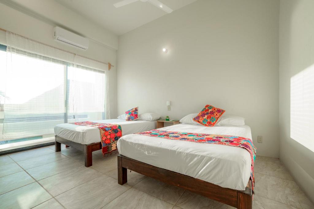 Casa Flores Zicatela, Puerto Escondido