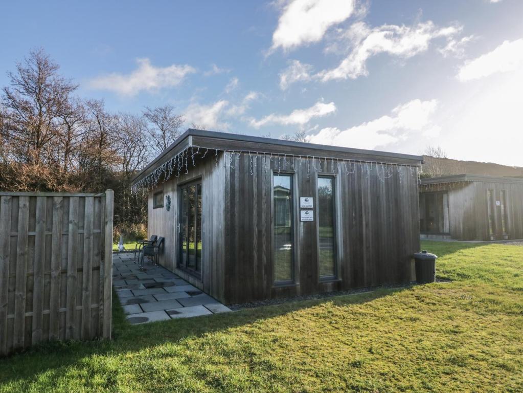 Ella, Askam in Furness