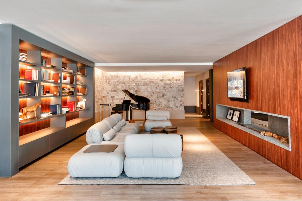 Exterior view, Hotel Cercano in Gramado