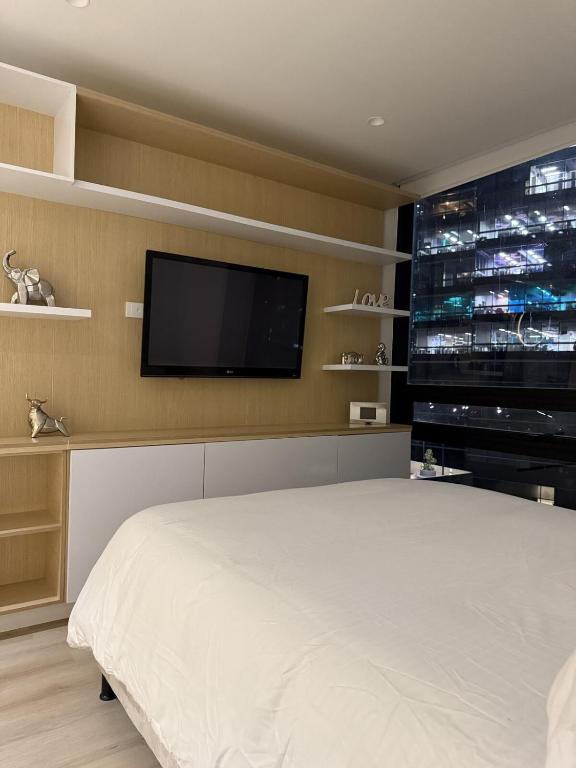 Spectacular city view Loft with Club House - 3