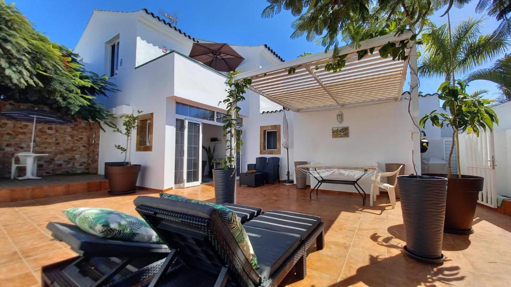 Sonneland Large & Private Terrace, Maspalomas