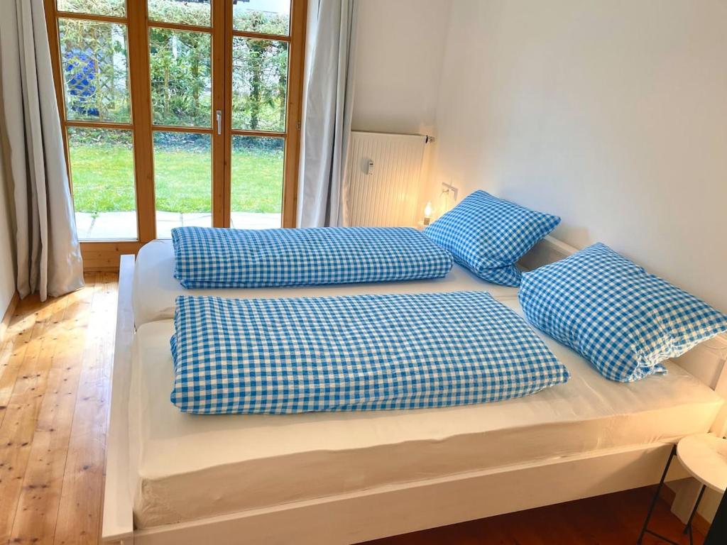 Ferienwohnung Kommod mit Garten und Bergblick - 3
