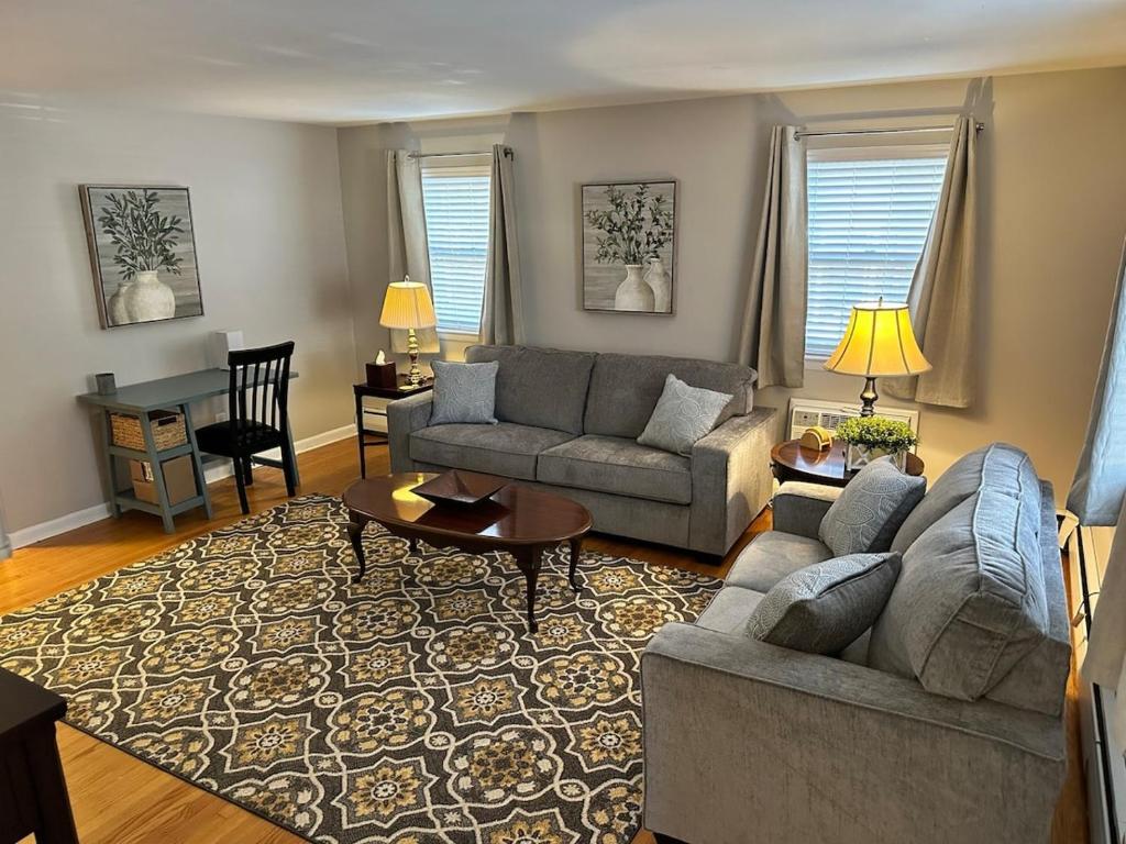 Narberth - Quiet Street Near Downtown And Train, Narberth