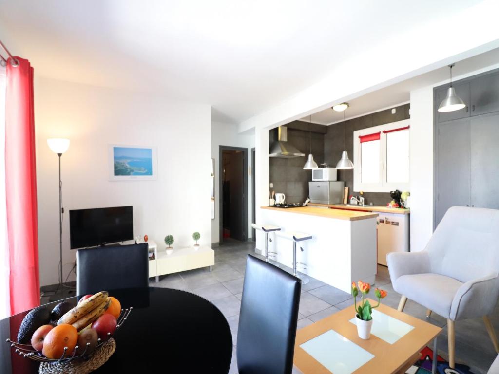 Apartment in Roses with balcony - 3