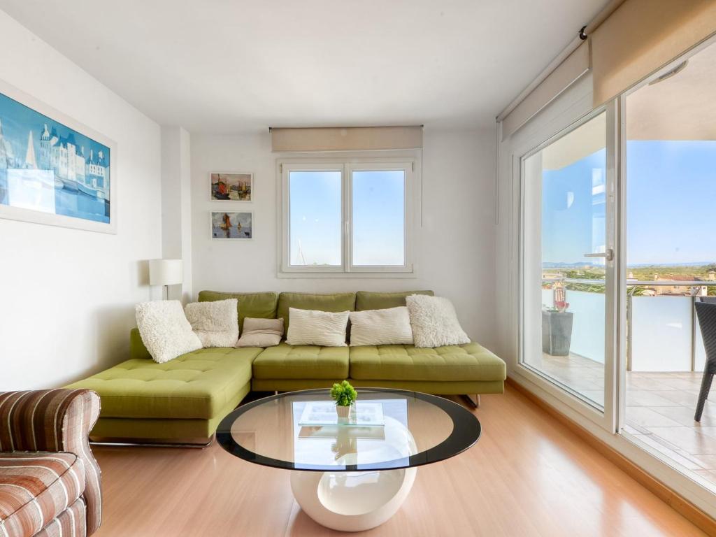 Apartment in Roses near Santa Margarita Beach - 2