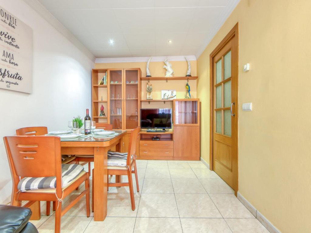 Apartment in Roses near Platja de Roses - 2