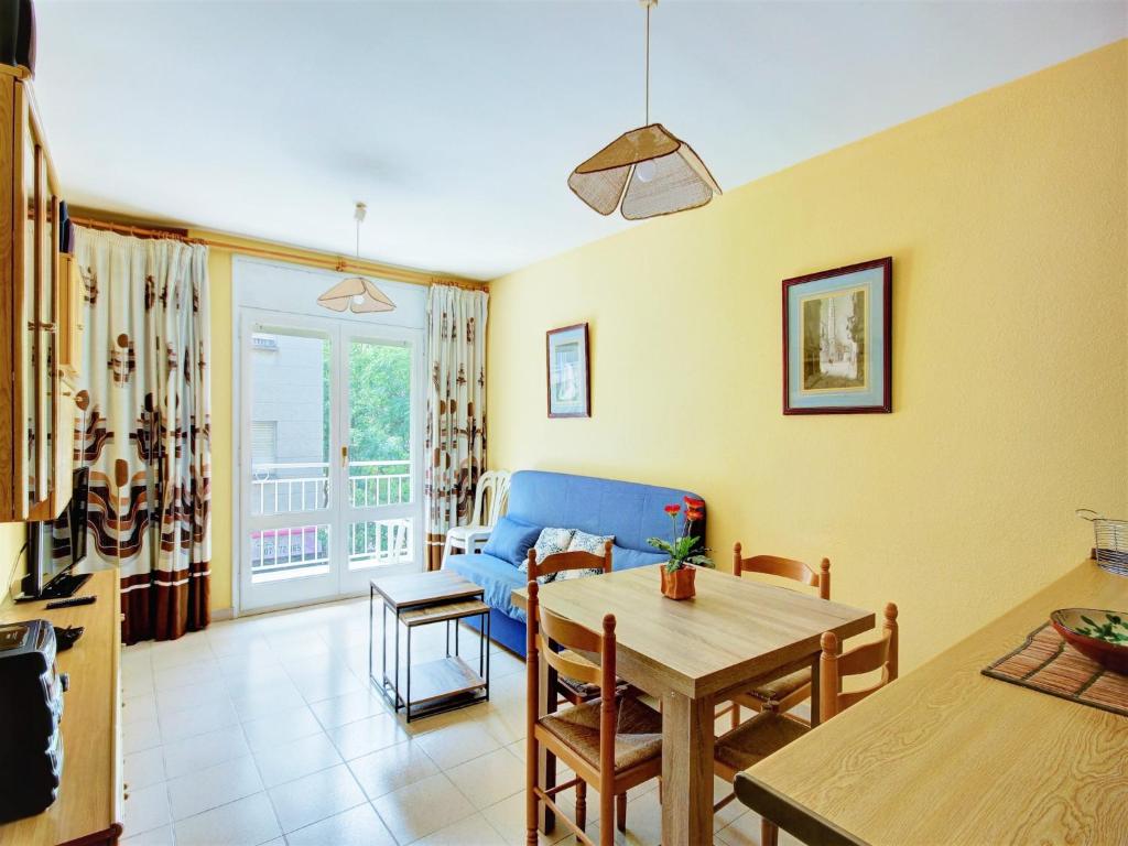 Apartment in Roses near Sandy Beach - 2