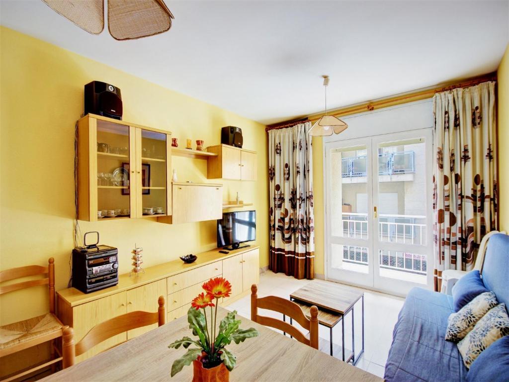 Apartment in Roses near Sandy Beach - 1
