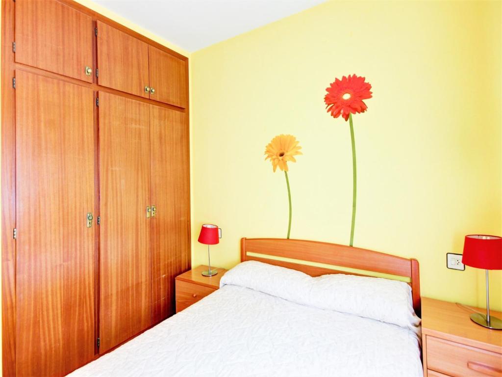 Apartment in Roses near Sandy Beach - 4