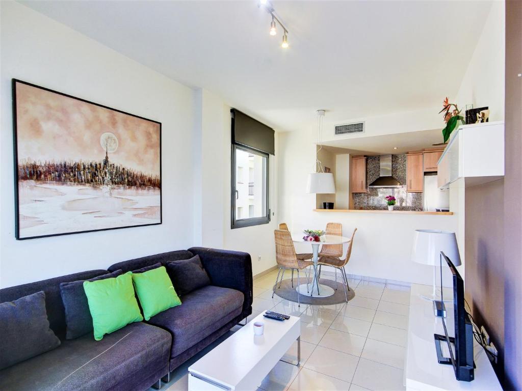Apartment in Roses with Beachfront Views - 2