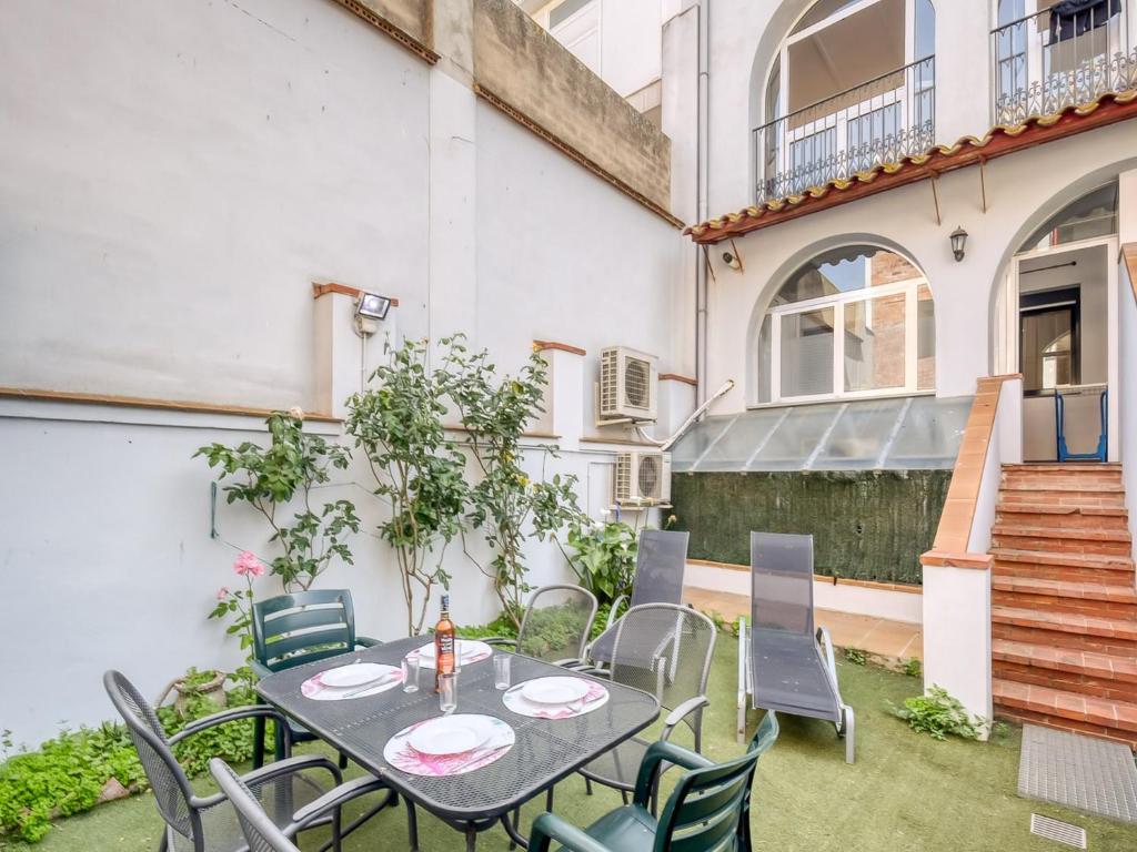Apartment in Roses by the Beach - 2