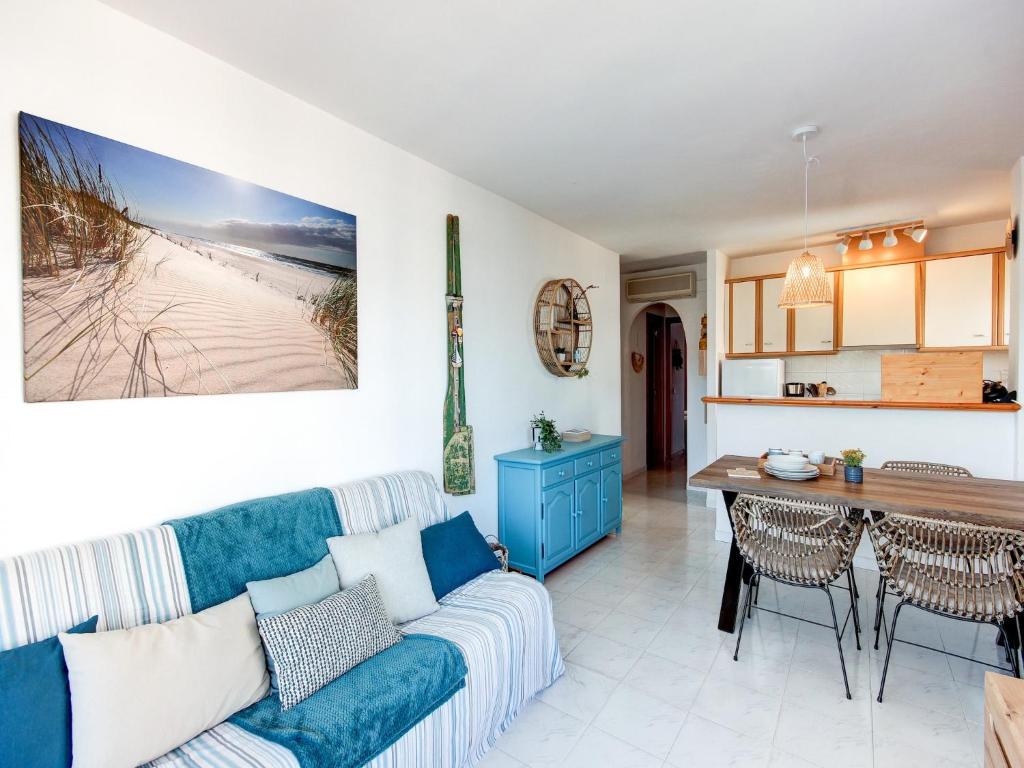 Beachside Stay w Pools - 2