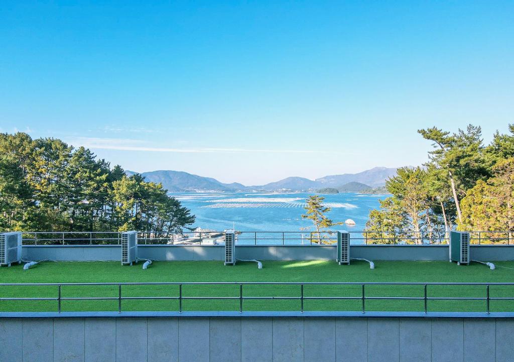 Geoje Osong 815 pension, Kodže