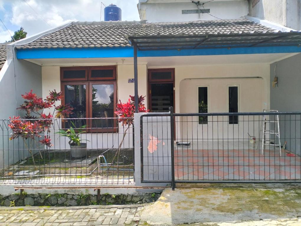 Omah Beji 2, Tlekung