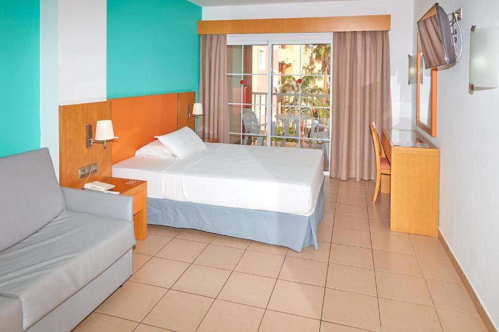 Hotel Chatur Costa Caleta — Hotel rooms in Caleta De Fuste, Canary Islands
