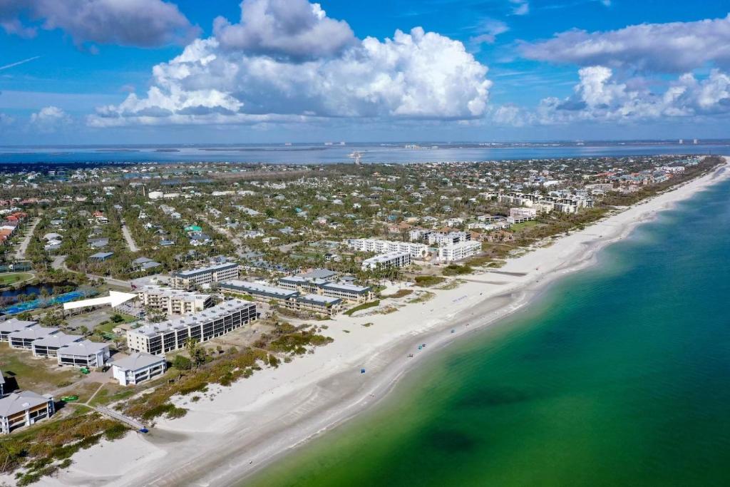 Compass Point #243, Sanibel