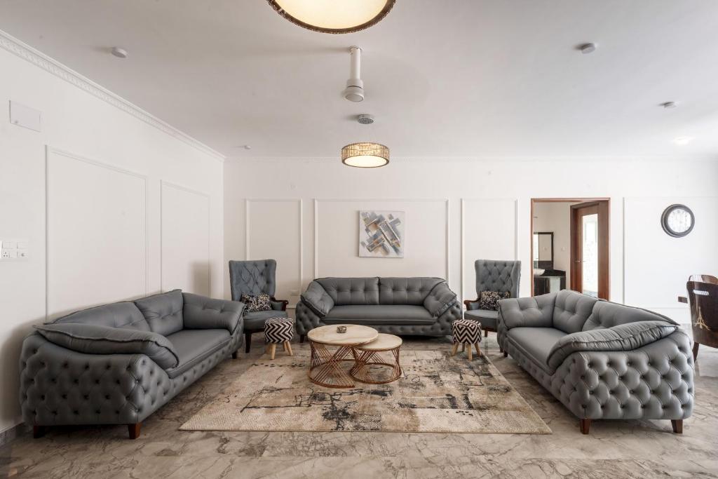 Onyx Apartment 303 by StayJade 3BHK AC Nr MG Road, Bengalúr