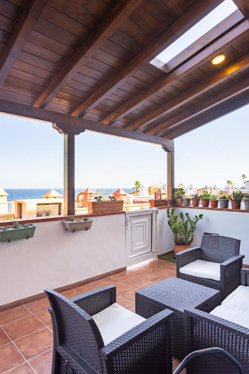Home2Book Sea Breeze Apartment Terrace - 1