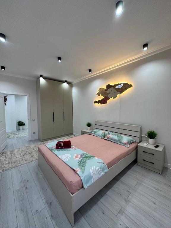 Light House apt near complex TSUM and GUM, Biškek