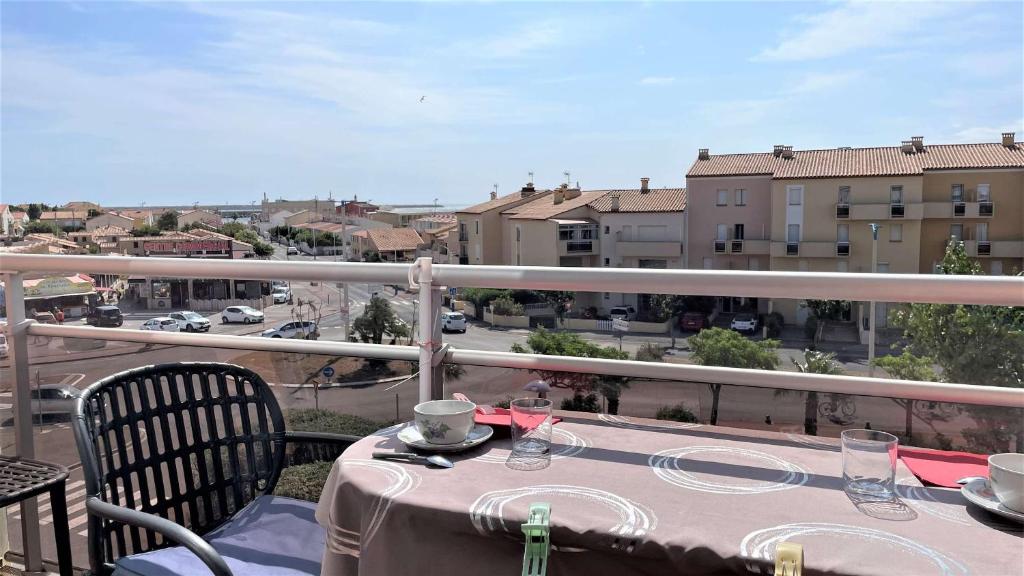 Appartement deux pièces Port La Nouvelle PN020-031 - 1