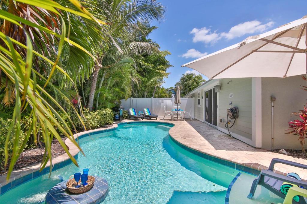 A Turtle Nest, Holmes Beach