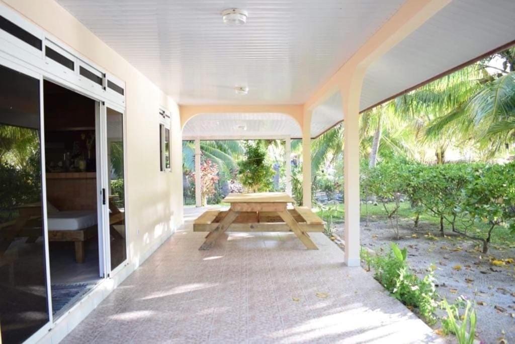 Chez Simone - Maison bord de mer, Rangiroa