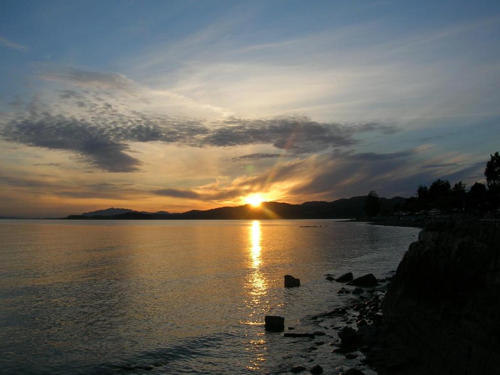 Davis Bay Bed & Breakfast photo