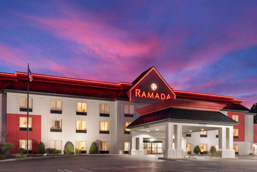 Ramada by Wyndham Harrisburg/Hershey Area, Harrisburg