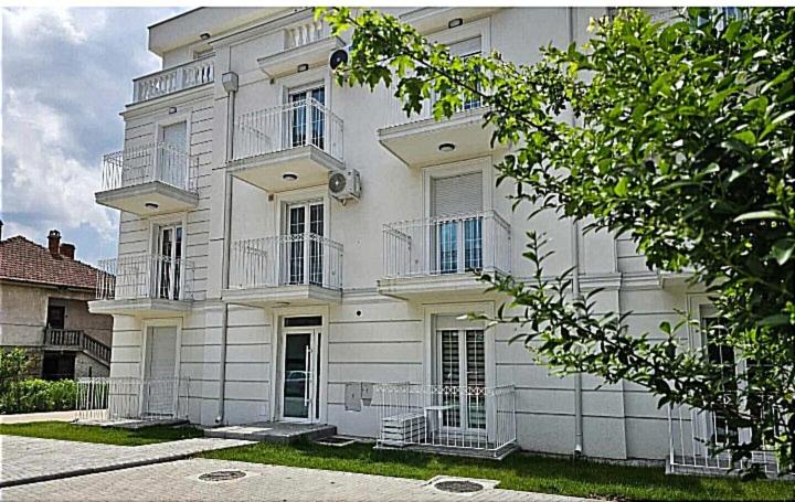 Marta i Marija 2, Vrnjačka Banja