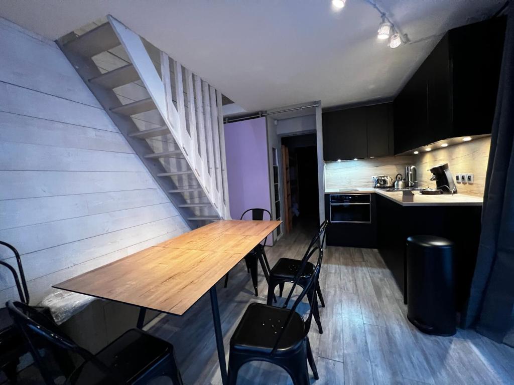 Élégant Duplex 45 m2 à Deux Pas de la Piste Village - Alpe d'Huez - 2