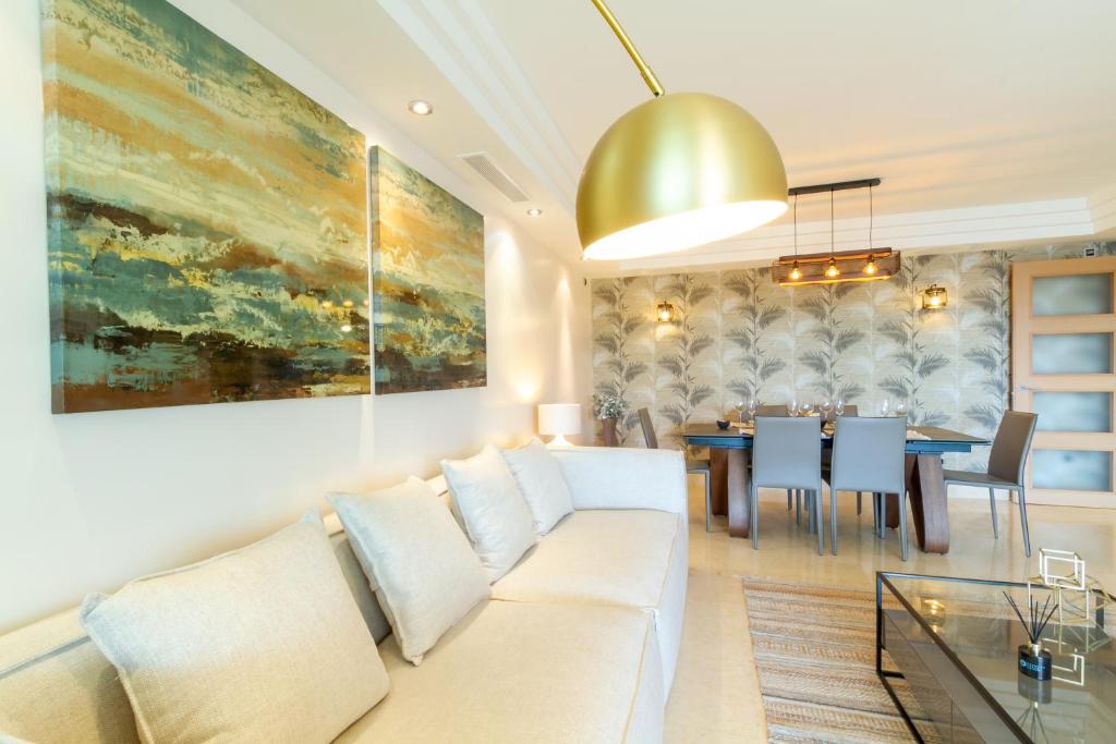 MARBELLA BANUS SUITES - Golden Mile Jardines del Príncipe 1 - 3