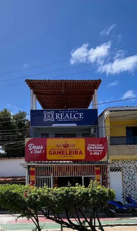 Pousada Realce - Próximo ao Ferry Boat，位于伊塔帕里卡的酒店