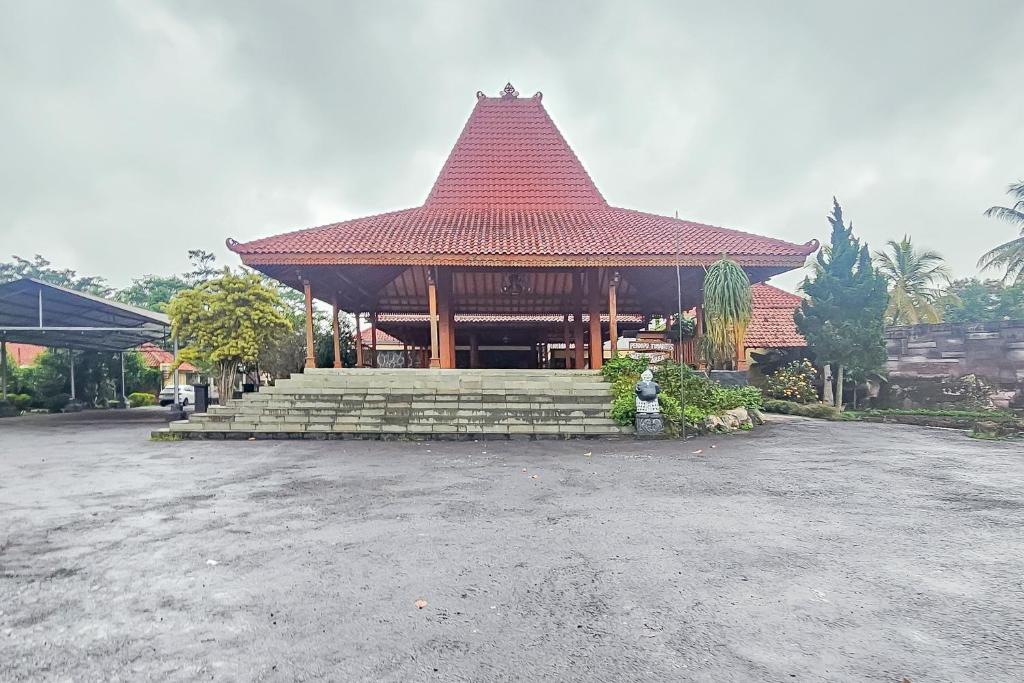 Urbanview Syariah Pendopo Tumaritis Cianjur