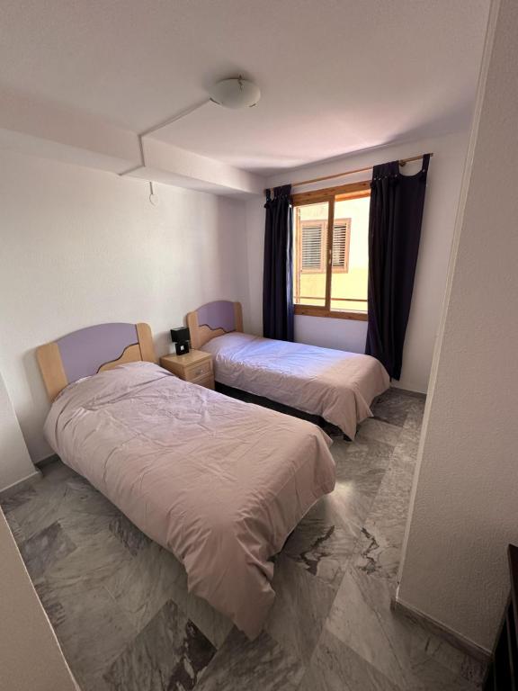 3 habitaciones, gran terraza - 4