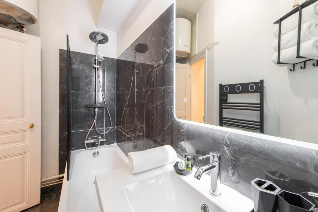 Cozy & Central Fully Equipped Studio 5 min walk to metro, Montparnasse neighbourhood - 5